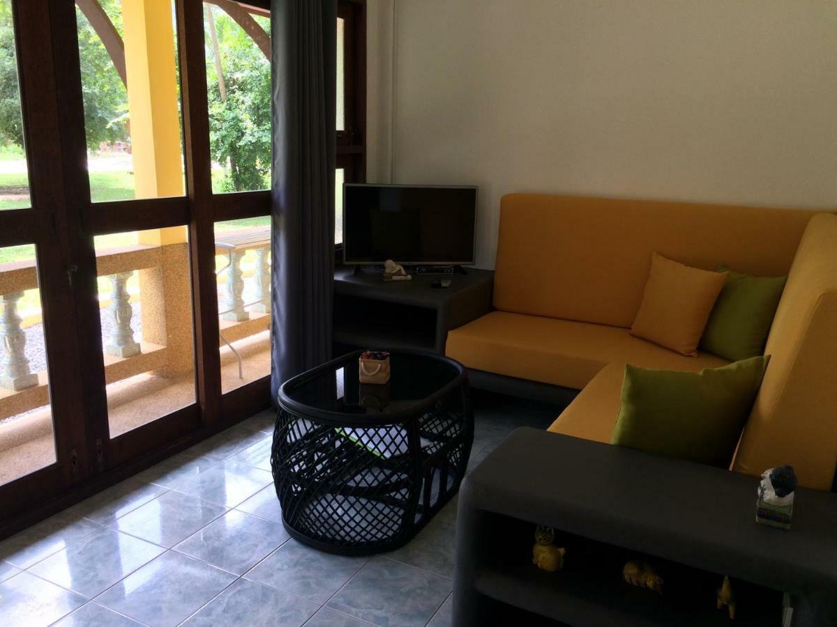 Marilyns Residential Resort Maret Exterior photo