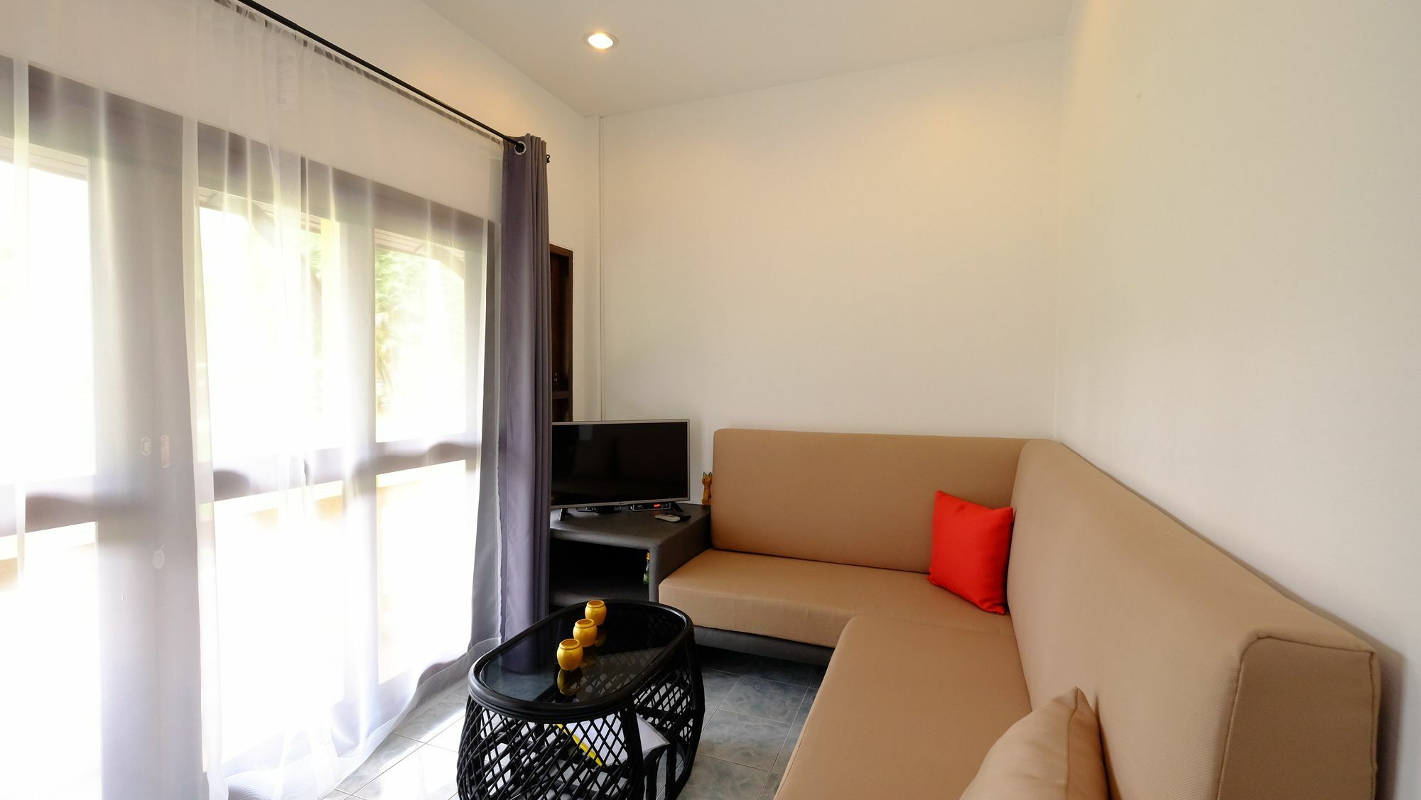 Marilyns Residential Resort Maret Exterior photo