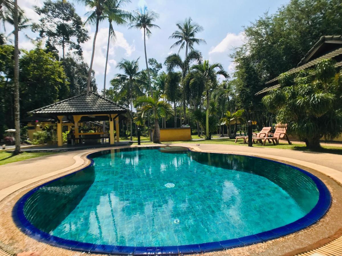 Marilyns Residential Resort Maret Exterior photo