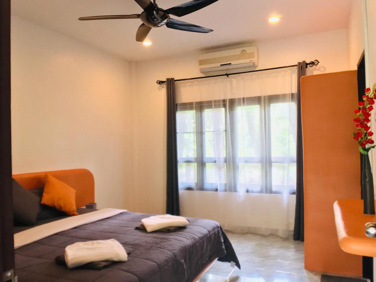 Marilyns Residential Resort Maret Exterior photo
